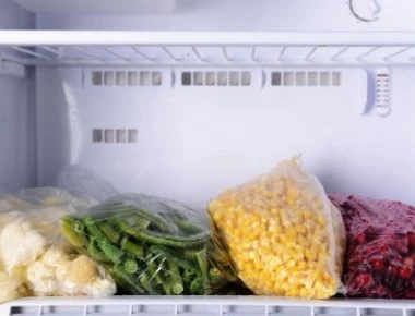 Τρεις τροφές που συντηρούνται άψογα στην κατάψυξη και μάλλον δεν το ξέρατε